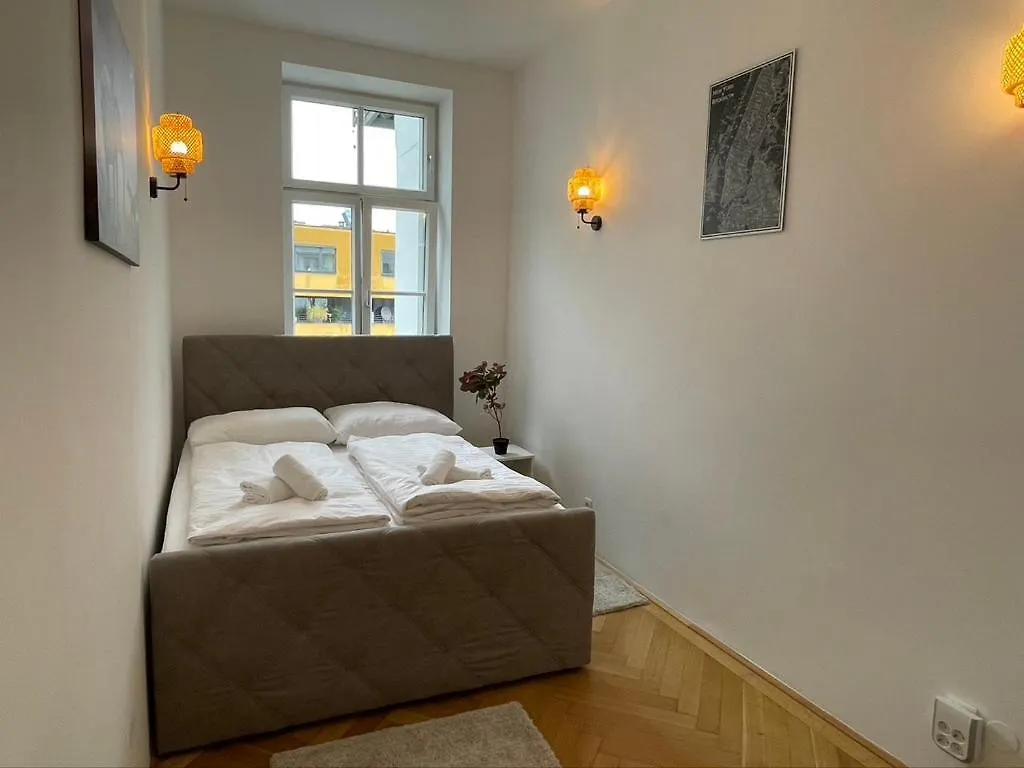 Apartments 4 You Red Star 8 Vienna